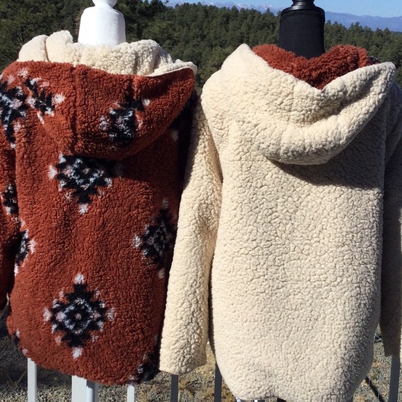 NWT Sweet Rain Reversible Fuzzy Jacket - Picture 3 of 5